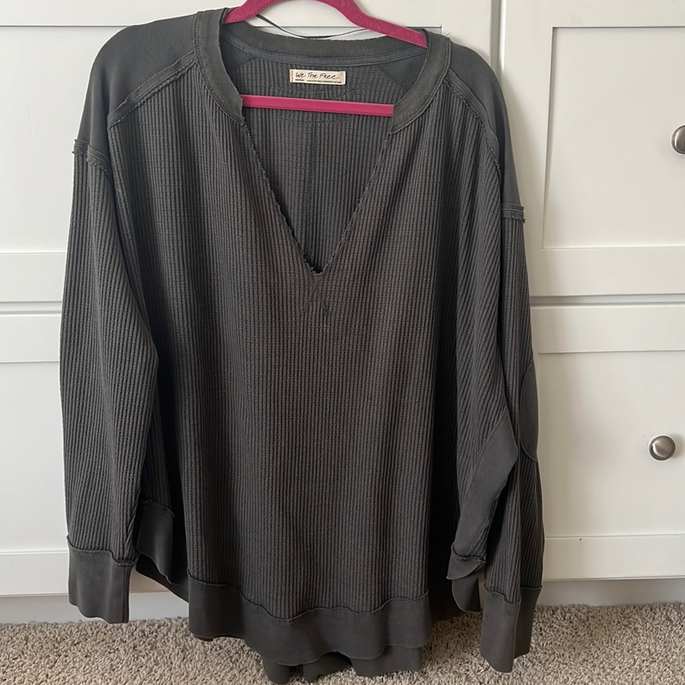 Free People Vneck top